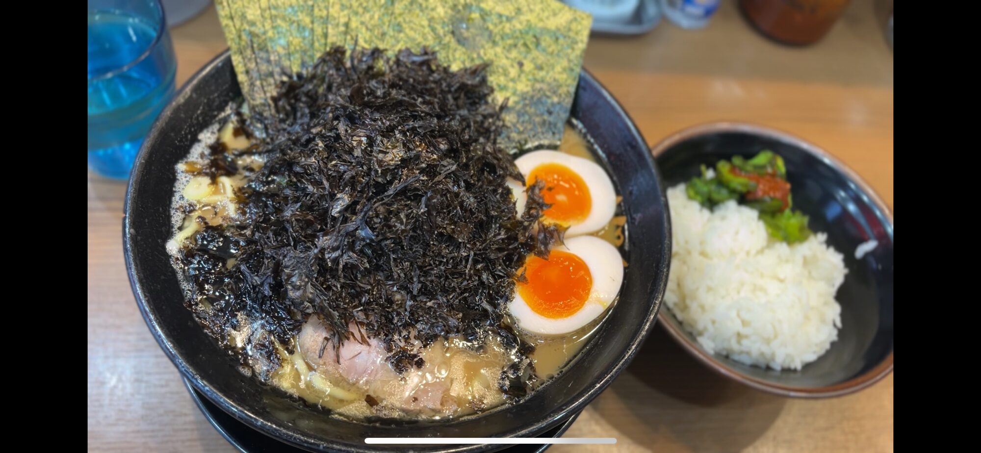 ひじり家さん（経堂）の特上ひじりラーメン＋バラ海苔